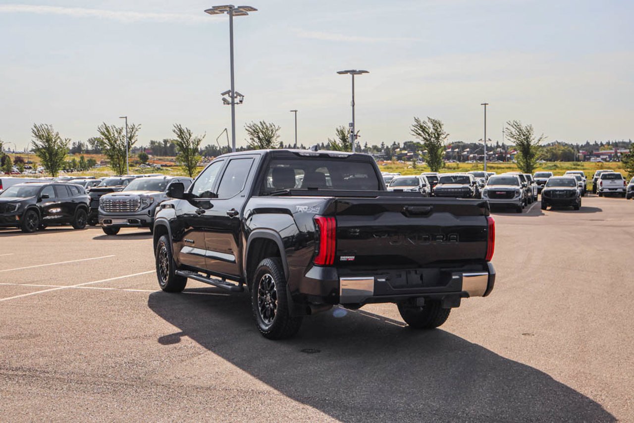 2024 Toyota Tundra 4x4 Crewmax SR Black Sherwood Park - photo #5