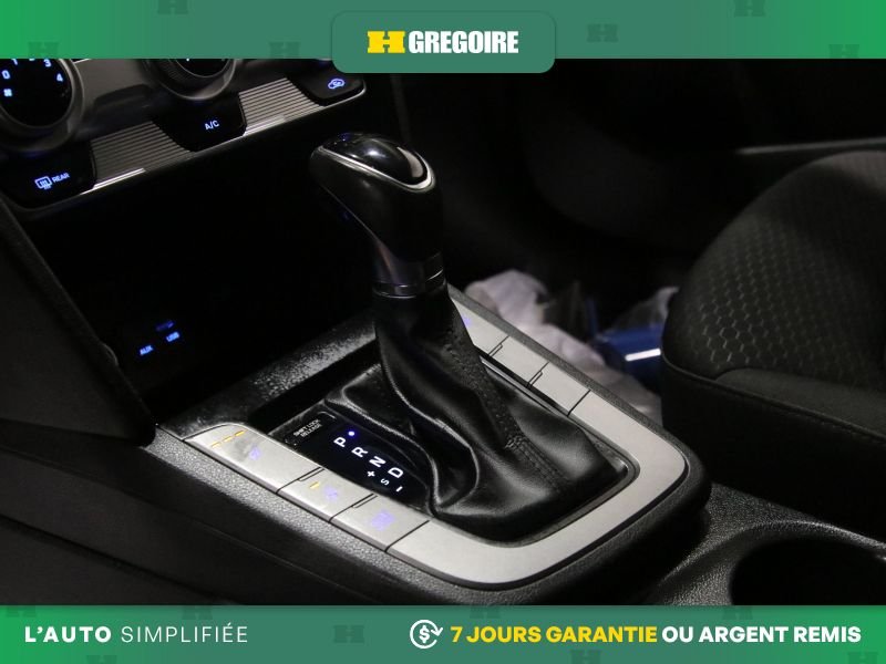 Hyundai Elantra 2019 Bleu Blainville - photo #22