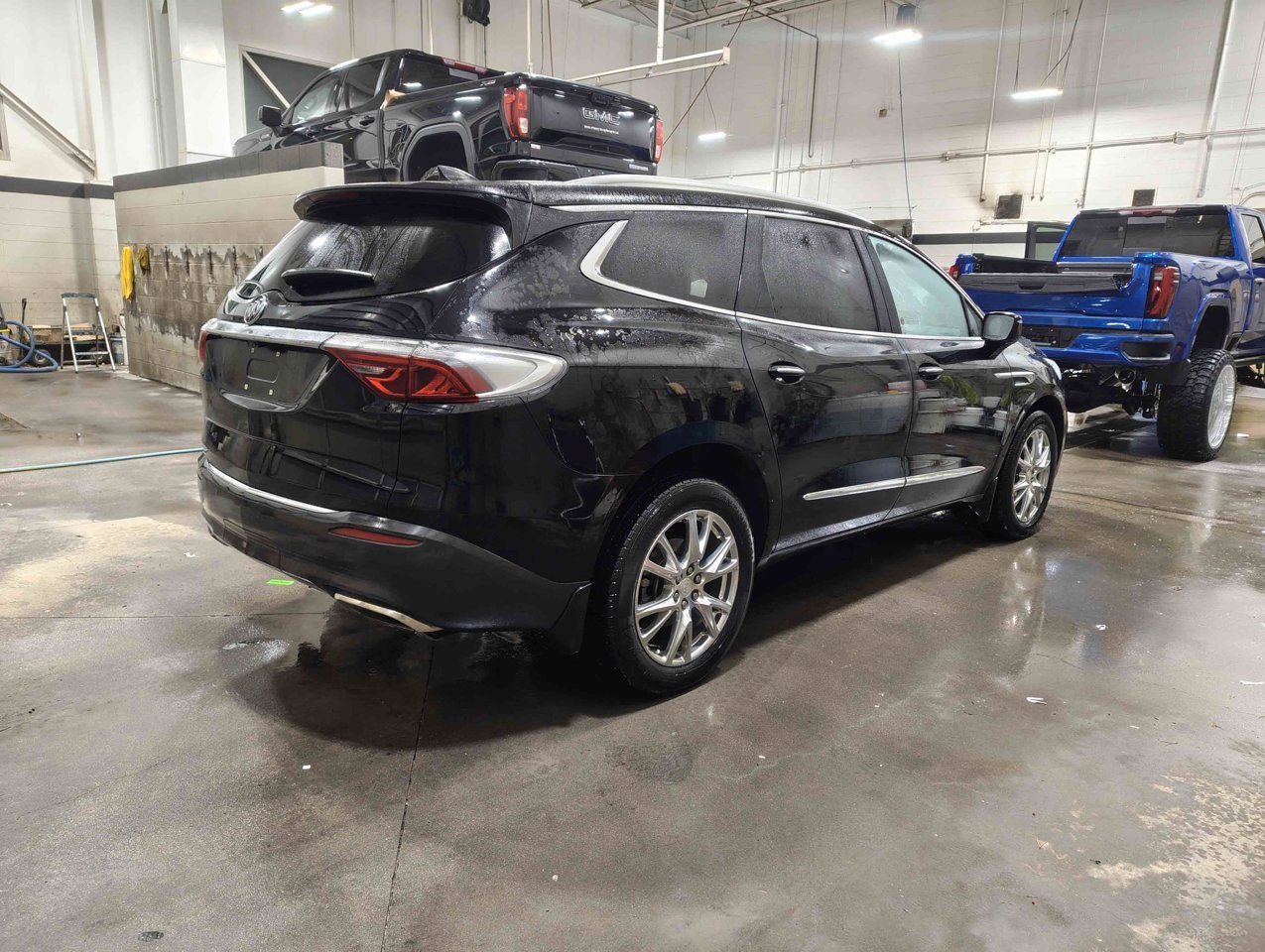 2022 Buick Enclave AWD 4dr Premium Black Sherwood Park - photo #5