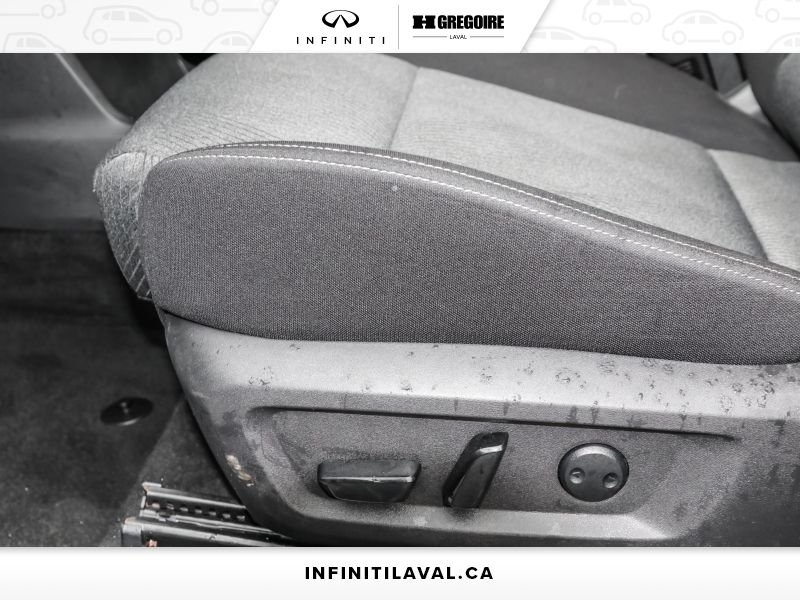 2024 Nissan Rogue Blainville - photo #13