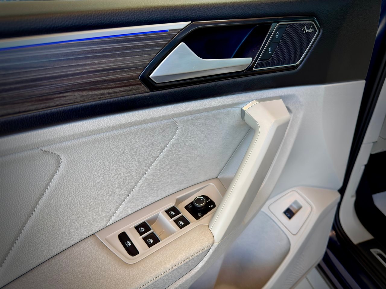 2024 Volkswagen Tiguan Blue Notre-Dame-des-Prairies - photo #36