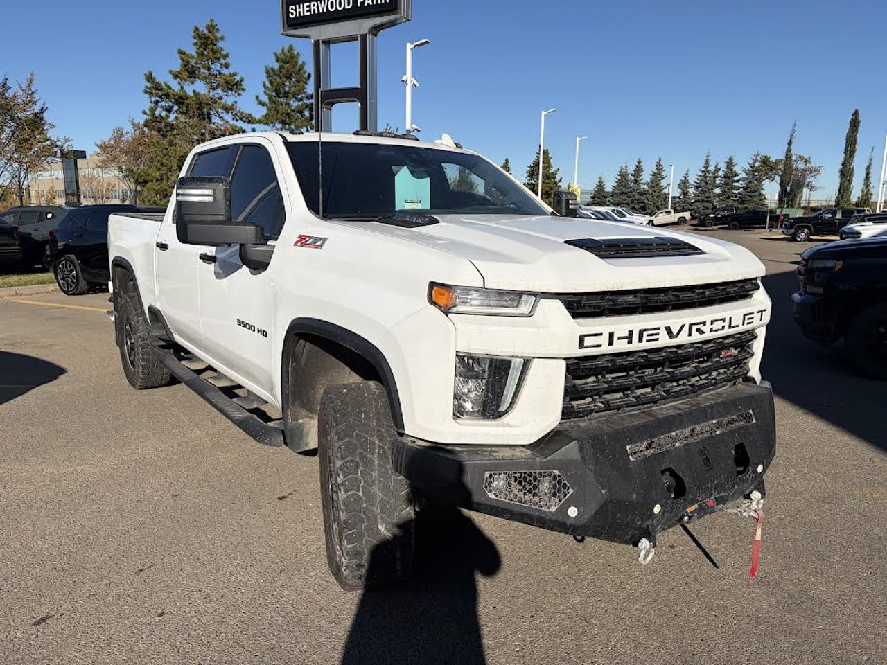 2022 Chevrolet Silverado 3500HD 4WD Crew Cab 159 LTZ White Sherwood Park - photo #1