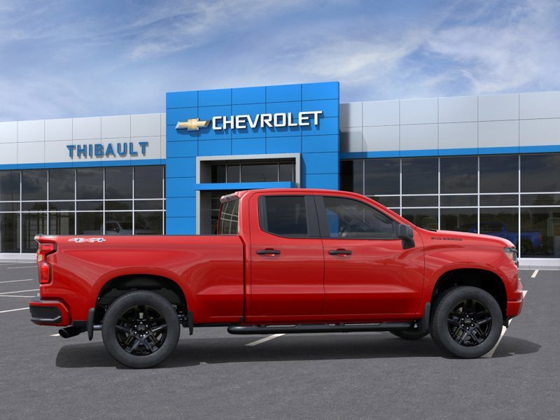 CHEVROLET Silverado 1500 Custom cabine double 4RM 147 po 2026 ROUGE ARDENT