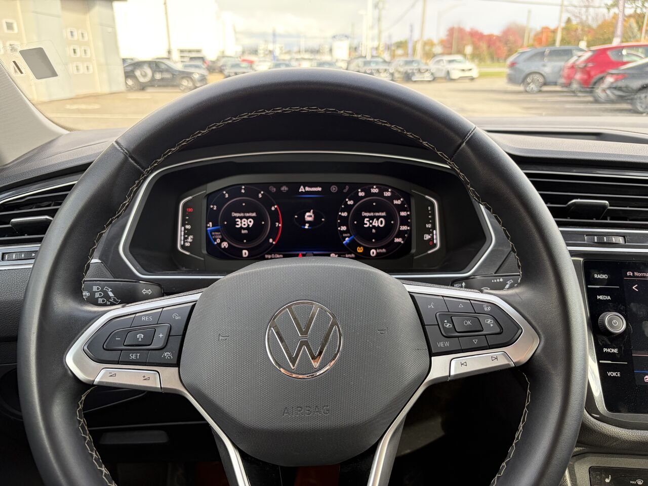VOLKSWAGEN TIGUAN SE/WOLFSBURG Comfortline 4MOTION 2024 Gris Montmagny - photo #12