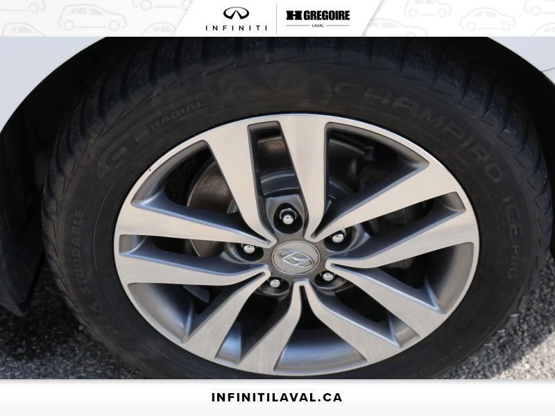 Hyundai Elantra 2019 Blainville - photo #11