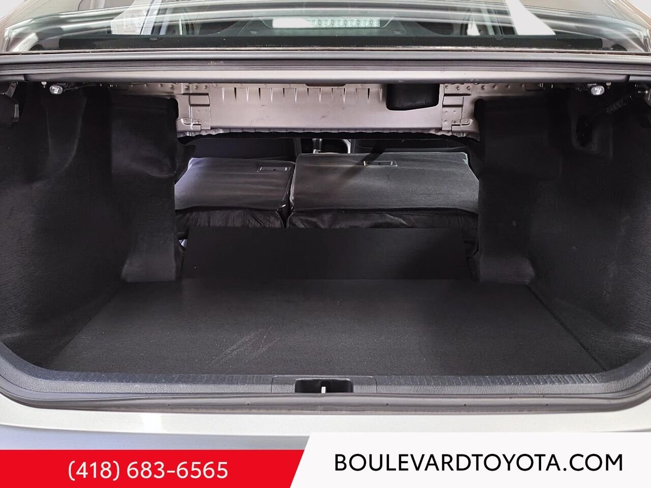 2018 Toyota CAMRY 550009-57 | LE Silver Québec - photo #14
