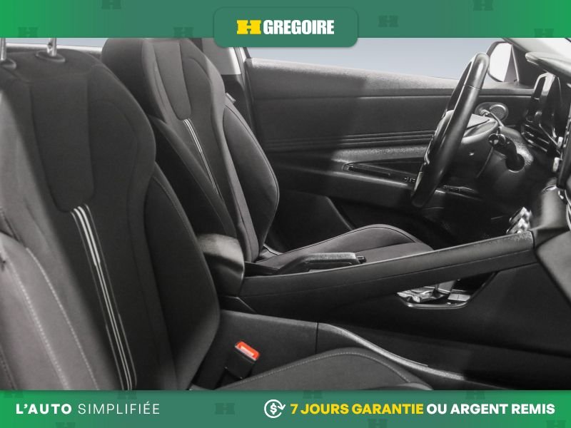 Hyundai Elantra 2022 Blanc Saint-Eustache - photo #31