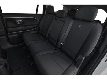 Hyundai IONIQ 9 Essential