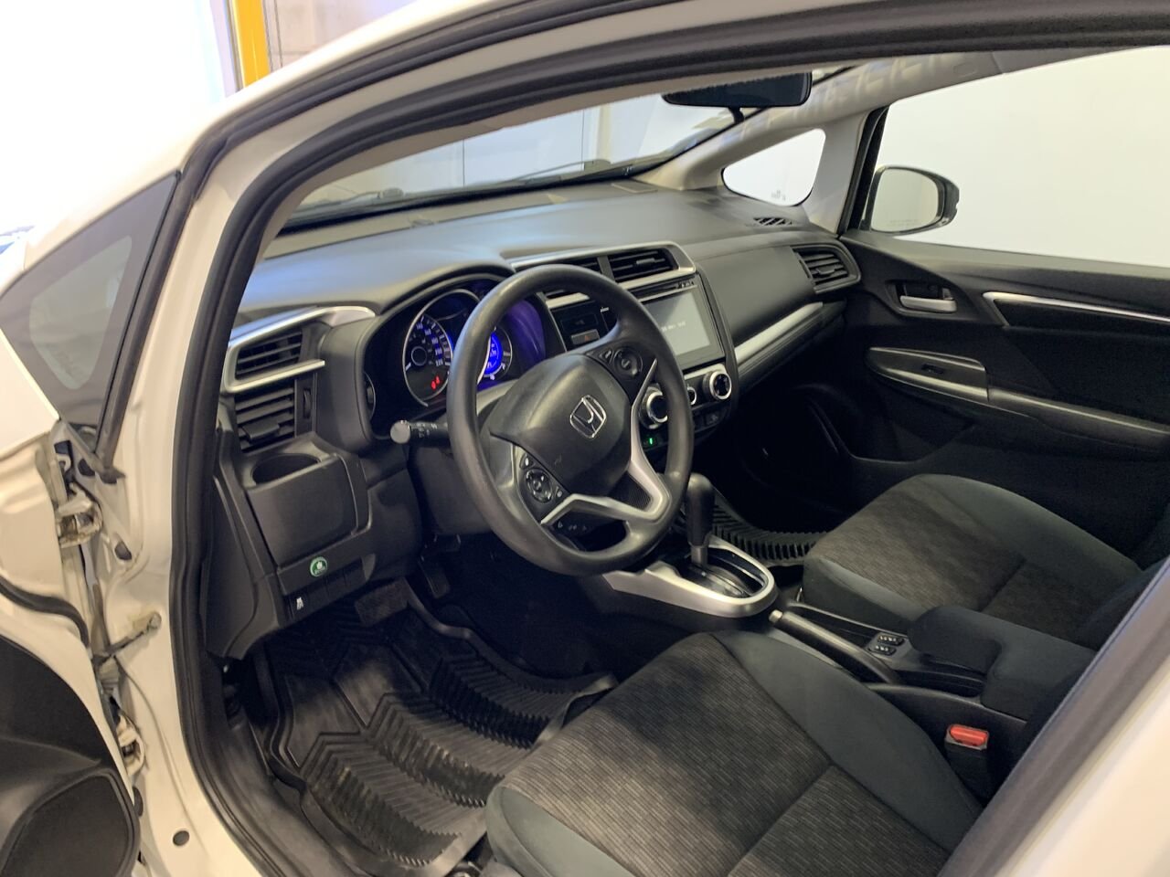 Honda Fit LX LX, 1.5L, AUTOMATIQUE 2017 Blanc Châteauguay - photo #18