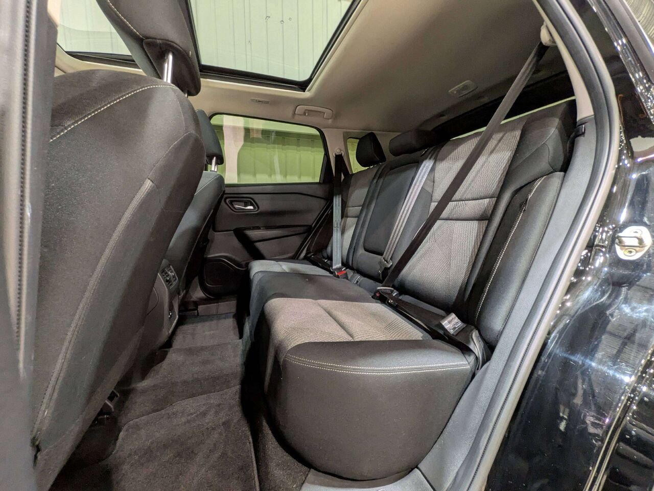 2024 Nissan Rogue AWD SV Moonroof Black Mirabel - photo #11