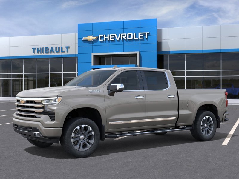 CHEVROLET Silverado 1500 High Country cabine multiplace 4RM 157 po 2026 SABLES BLANC Sherbrooke - photo #1