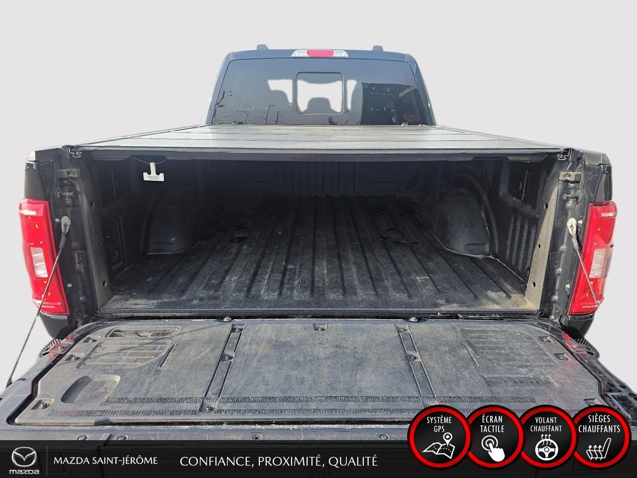 2023 Ford F-150 XLT SPORT | POWERBOOST 3.5L | GROS PNEUS | 4X4 | Black Saint-Jérôme - photo #22