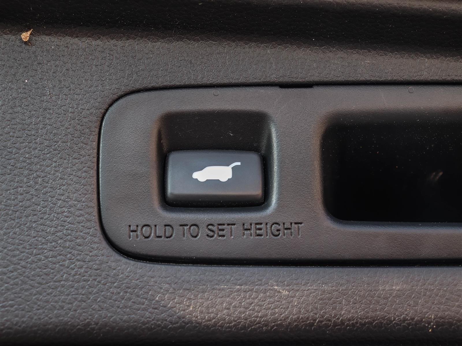 2023 Honda CR-V Hybrid Touring Ottawa & Gatineau - photo #19