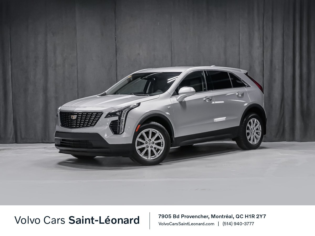 2020 Cadillac XT4 AWD LUXURY 2 SET DE PNEUS APPLE CAR PLAY Silver Montreal - photo #0