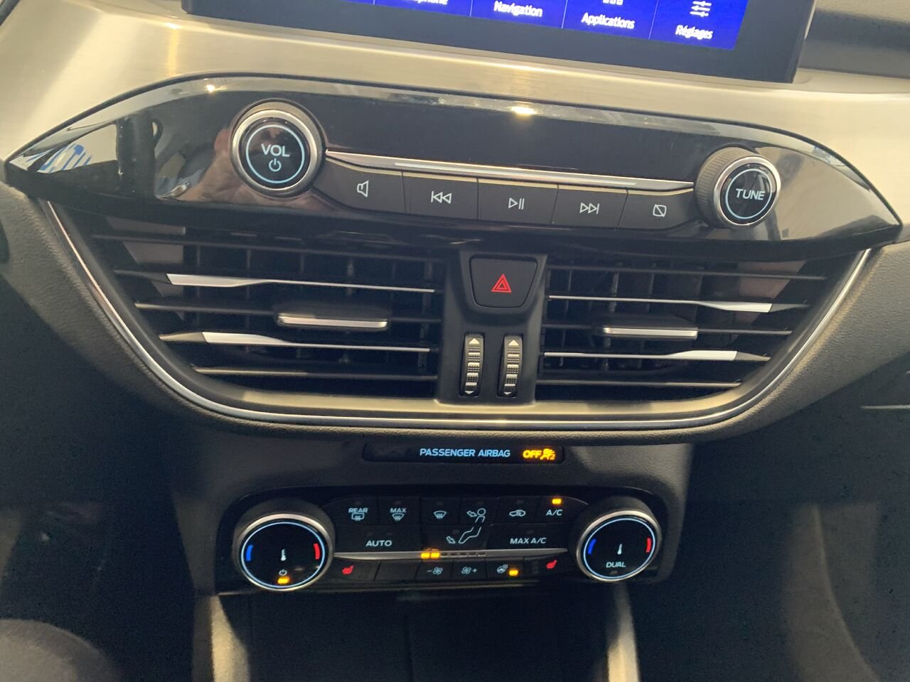 2022 Ford Escape TITANIUM PHEV Blue Châteauguay - photo #32