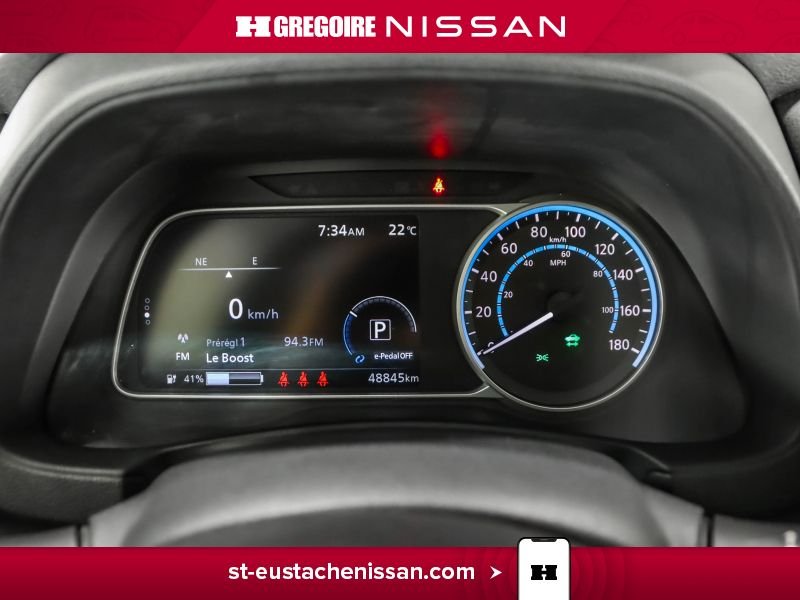 2023 Nissan Leaf Red Saint-Eustache - photo #16