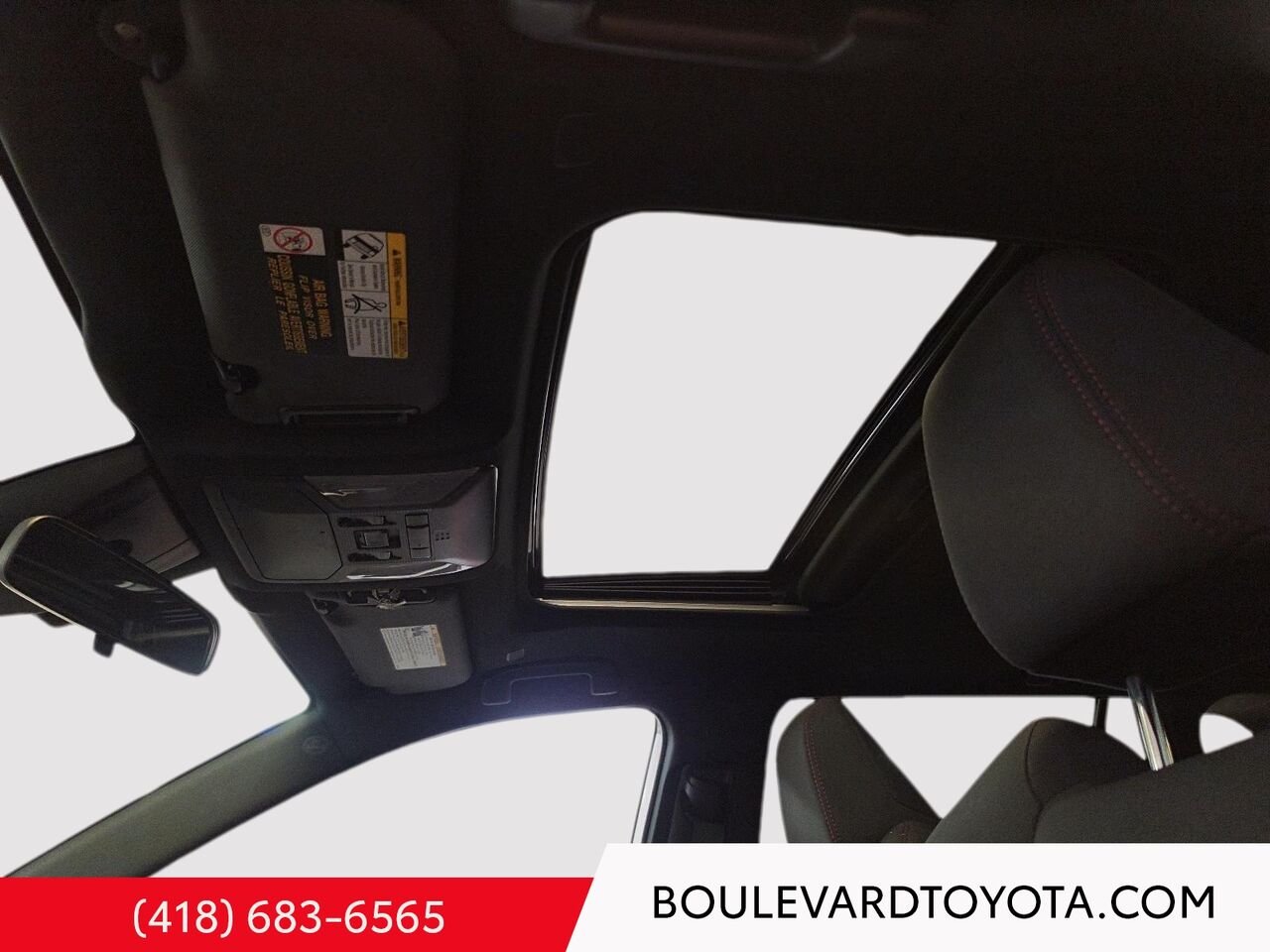 2023 Toyota RAV4 Prime 99905A-72 | PRIME, SE, AWD White Québec - photo #10