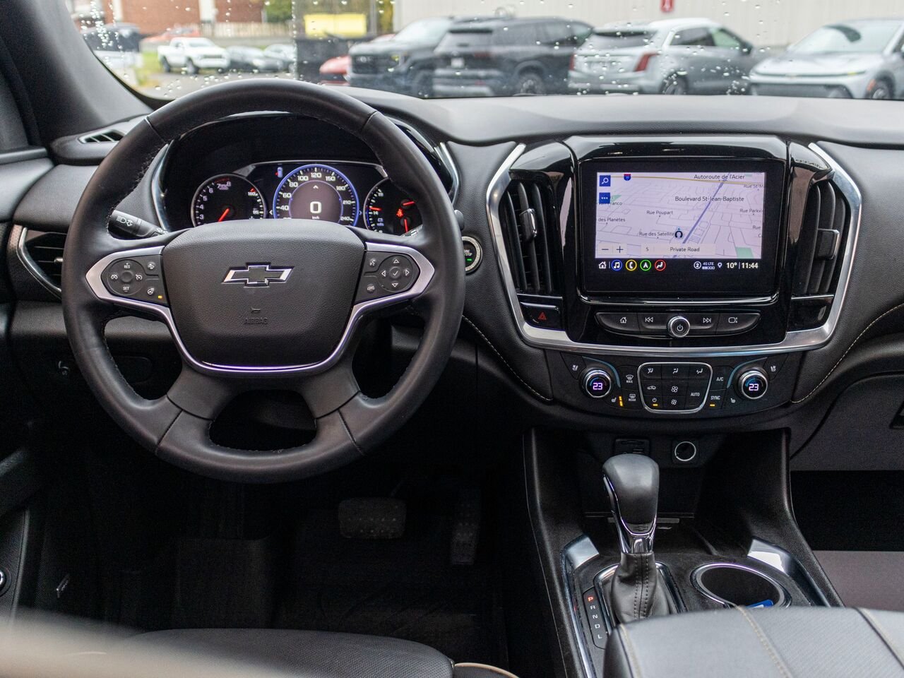 Chevrolet Traverse PREMIER EDITION REDLINE 2023 Gris Châteauguay - photo #8