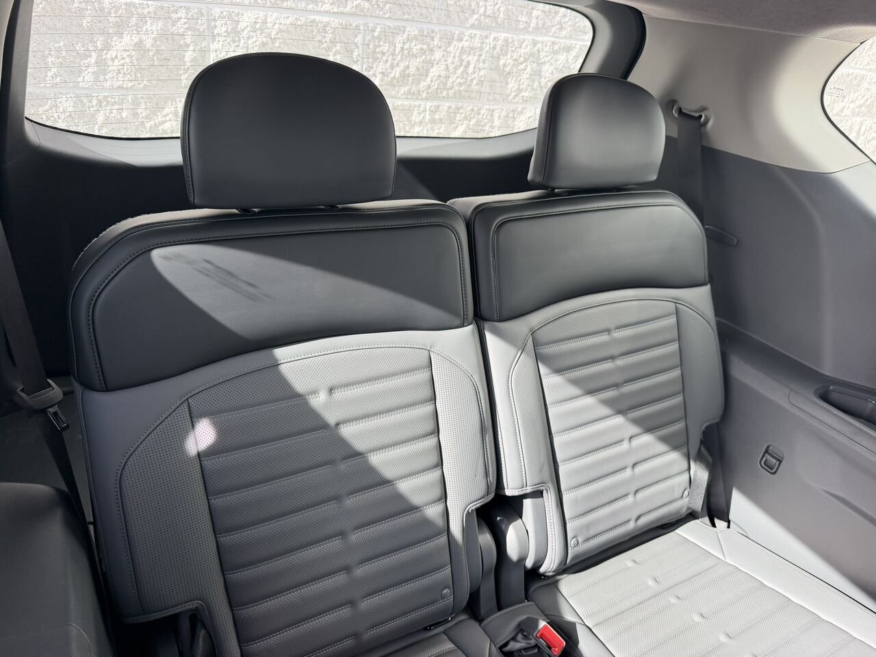 2025 Kia EV9 Land AWD White Laval - photo #7