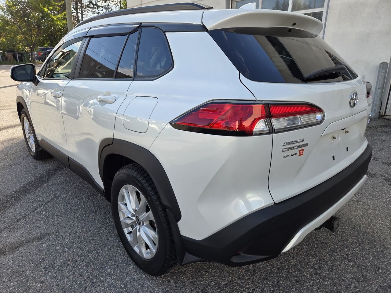 Toyota COROLLA CROSS LE (PREMIUM) 2022 Blanc Mont-Laurier - photo #7