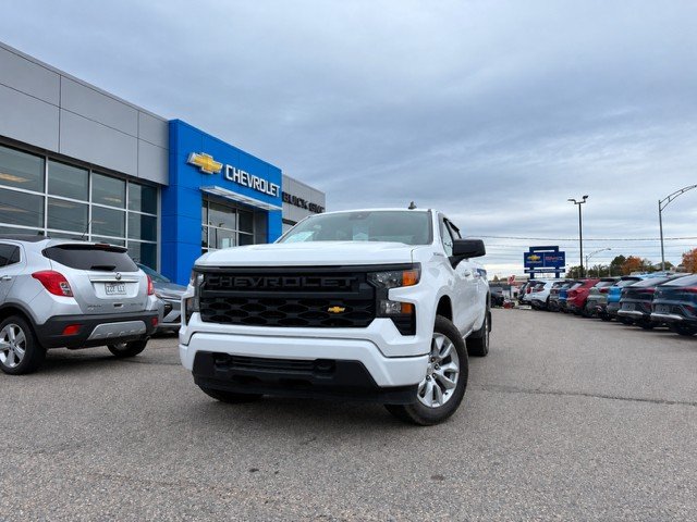 CHEVROLET SILVERADO Custom cabine multiplace 4RM 157 po 2022 Blanc
