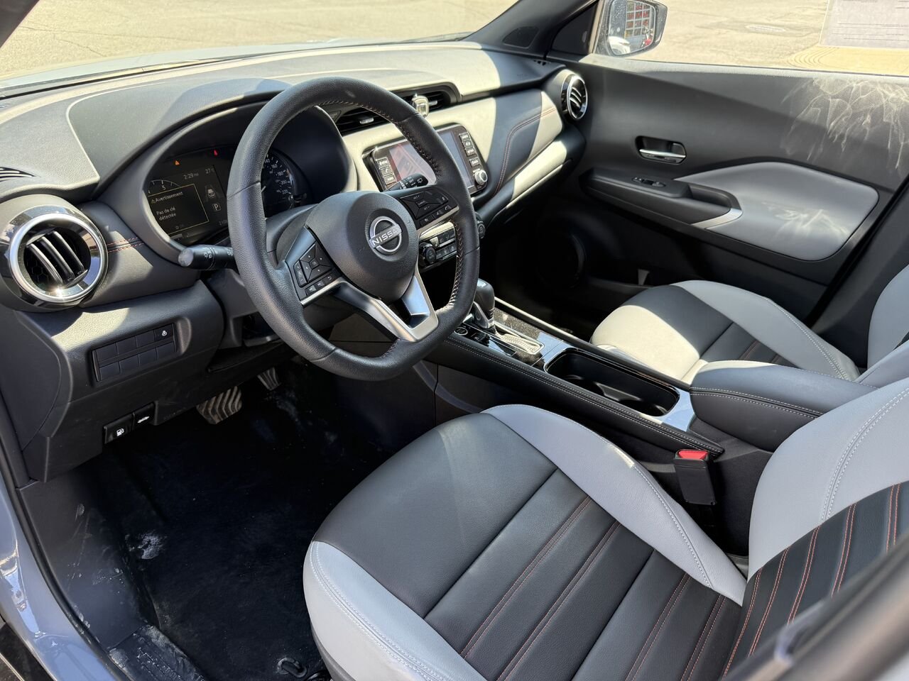 2024 Nissan Kicks SR PRIVILEGE Grey Châteauguay - photo #7