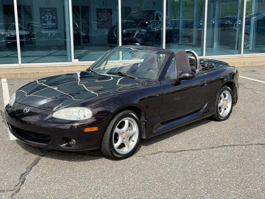 2004 Mazda MX-5 Miata Décapotable 2 portes GX, boîte de vitesses manuelle Purple
