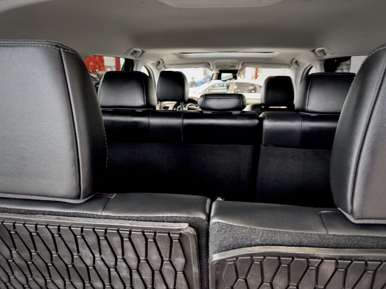 2022 Mazda CX-9 Black Notre-Dame-des-Prairies - photo #14