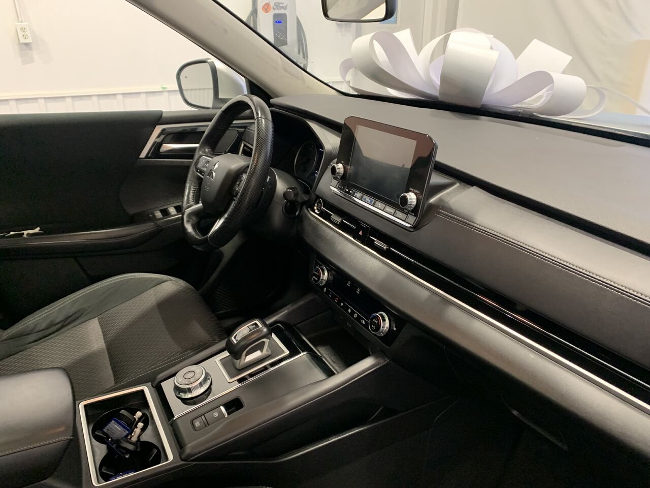 Mitsubishi Outlander SE AWD SE, AWD, 2.5L 2023 Argent Châteauguay - photo #12