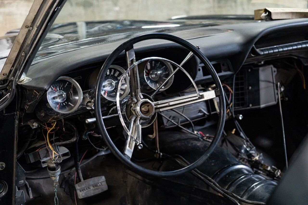 Ford Thunderbird **PRICE IN USD** Roadster project car Extremely rare 1962 Noir Montréal - photo #12