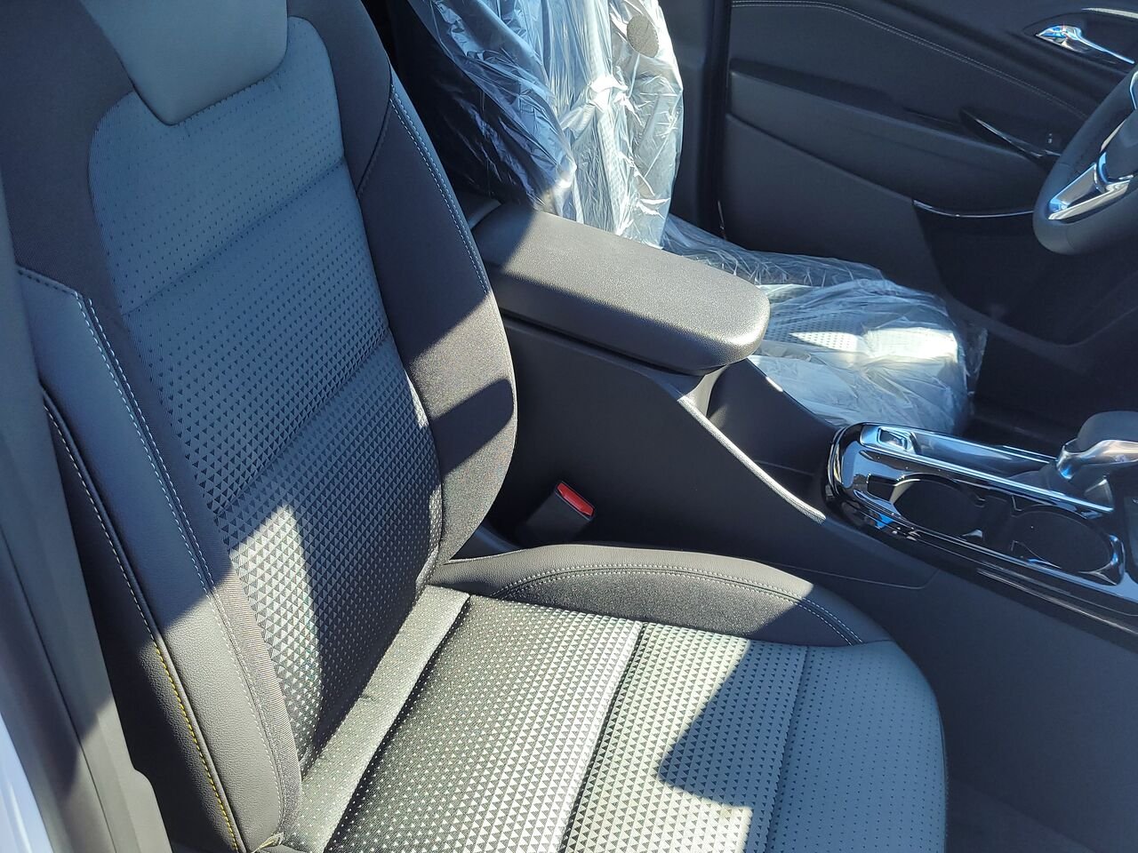 2026 Chevrolet Trax Traction avant 4 portes LT Summit White Thetford Mines - photo #14