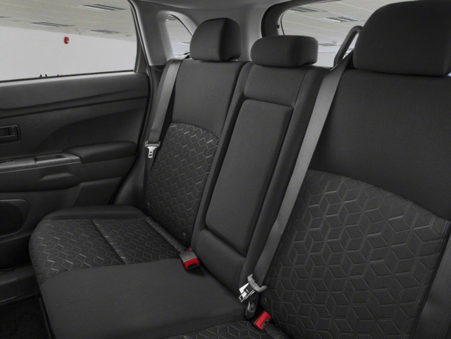 MITSUBISHI RVR ES FWD 2,0L CVT (PEARL PAINT) 2026 Noir Labrador