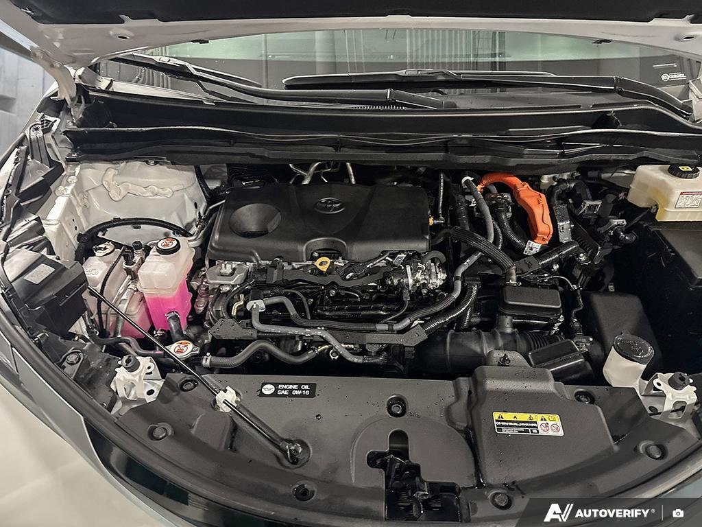 2024 Toyota Sienna 2602477A | Limited | JRKE4C White Edmonton - photo #8