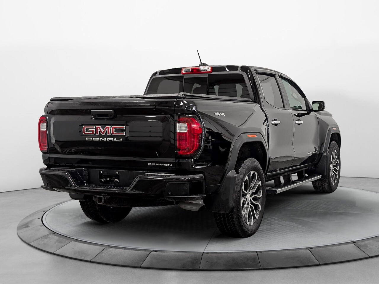 GMC Canyon Denali 4WD Denali cabine multiplace 4RM 2023 Autre Sherbrooke - photo #3