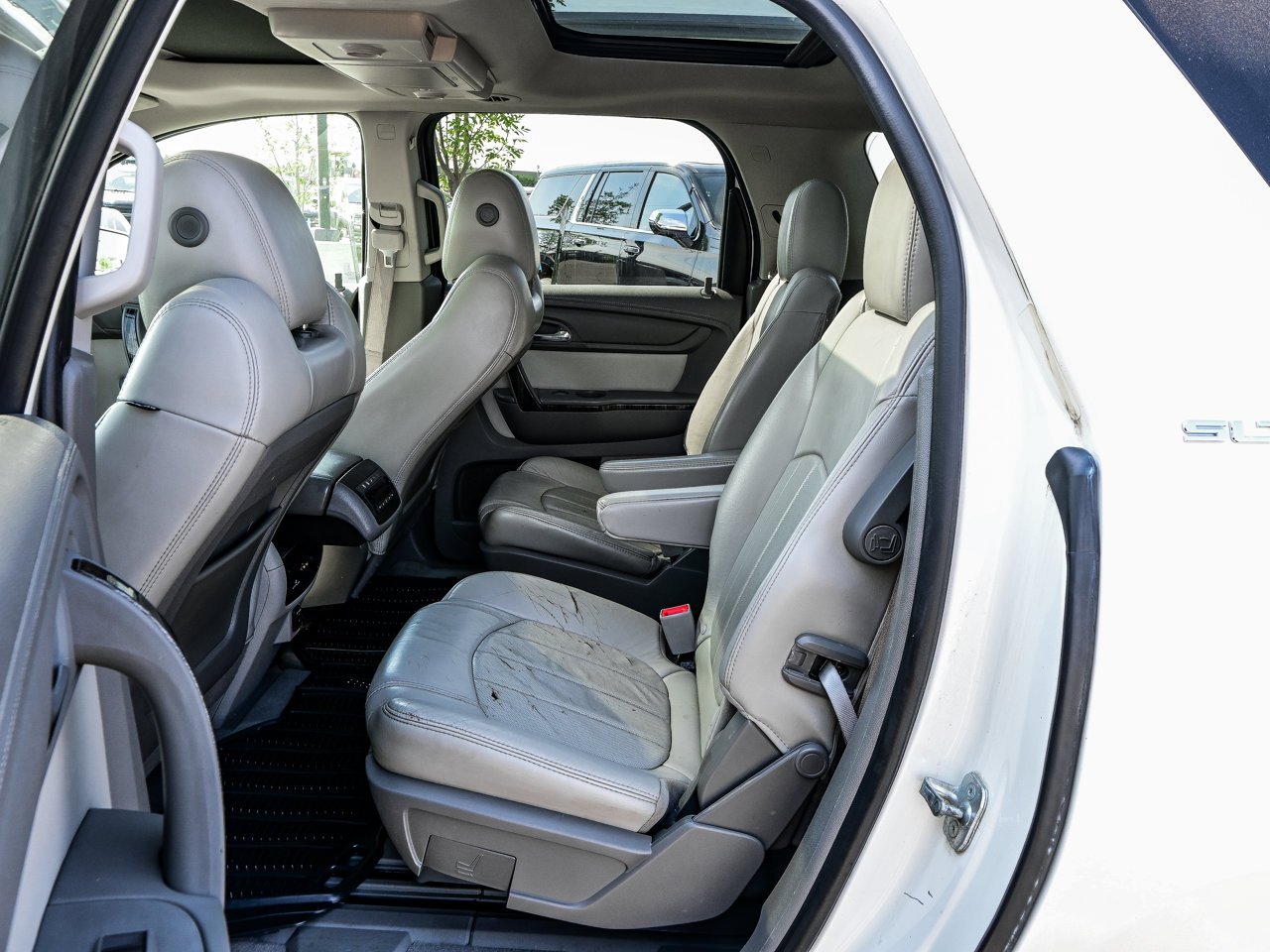 2014 GMC Acadia AWD 4dr SLT2 White Sherwood Park - photo #33