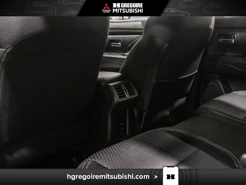 2020 Mitsubishi Outlander Grey Saint-Eustache - photo #25