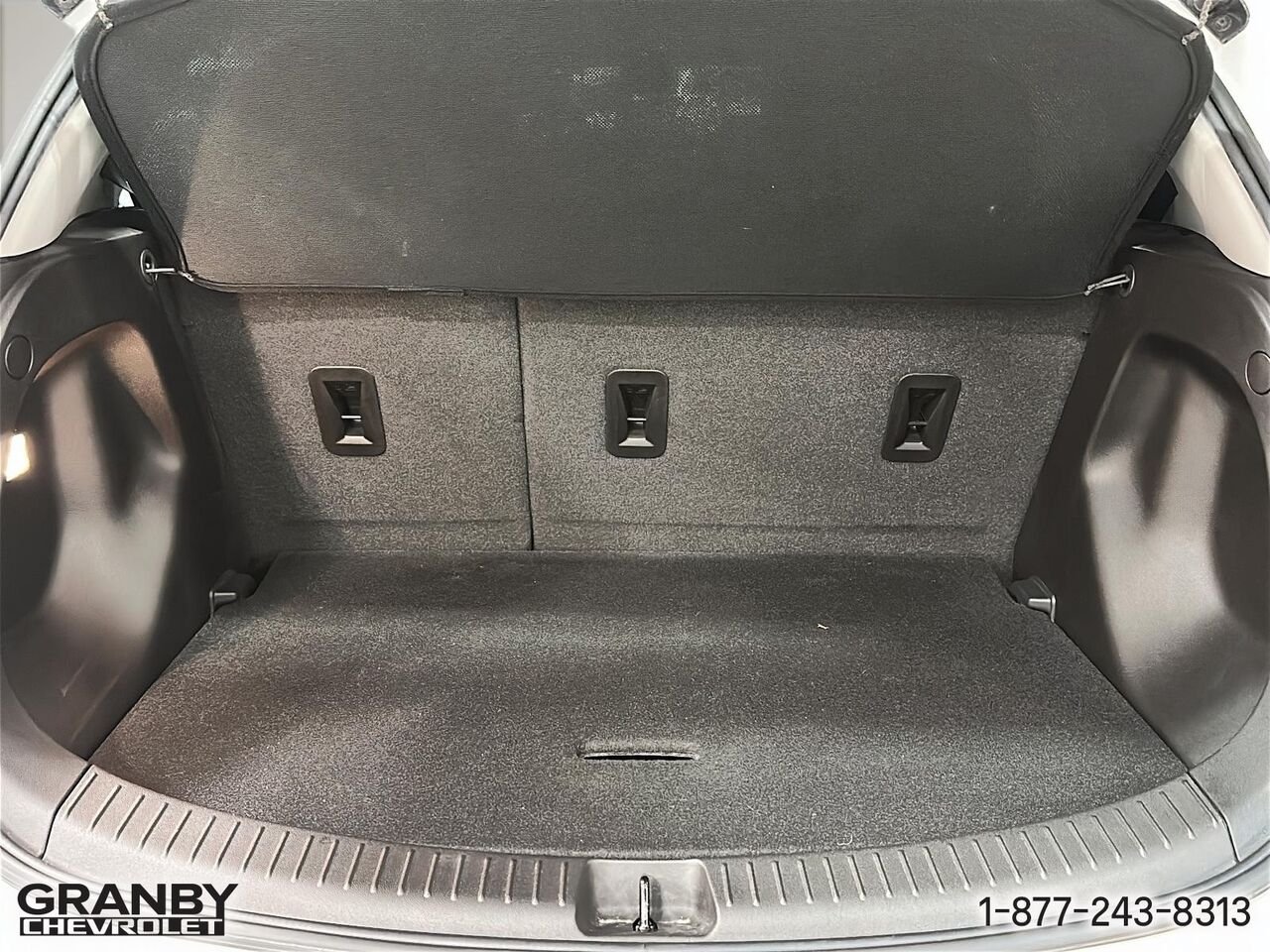 2022 Chevrolet Bolt EV 1LT familiale 5 portes | G3902 White Granby - photo #8