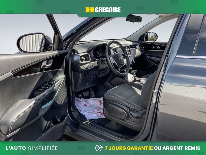 2020 Kia Sorento Grey Laval - photo #11