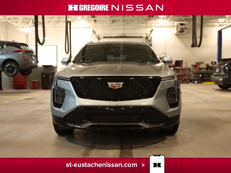 2025 Cadillac XT4 Silver Laval - photo #16