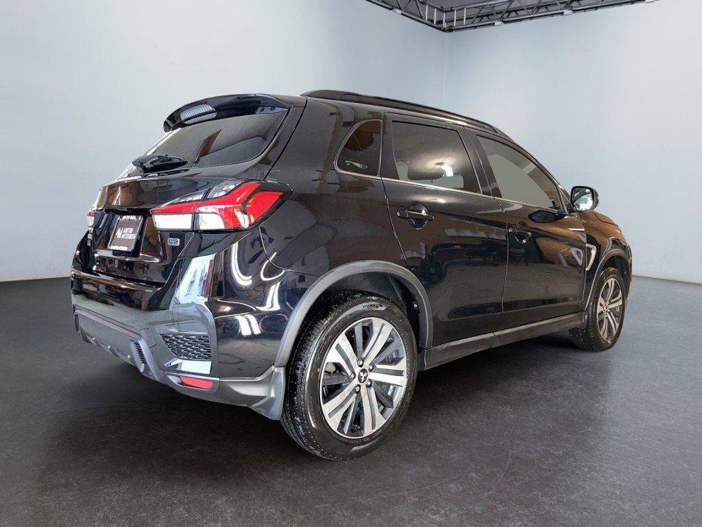 2024 Mitsubishi RVR Black Amos - photo #6
