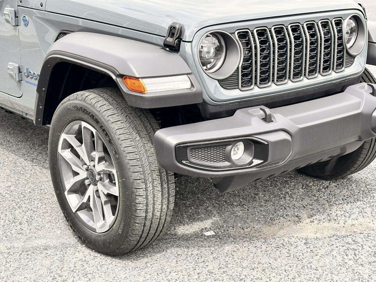 2025 Jeep Wrangler Blue Saint-Basile-le-Grand - photo #8