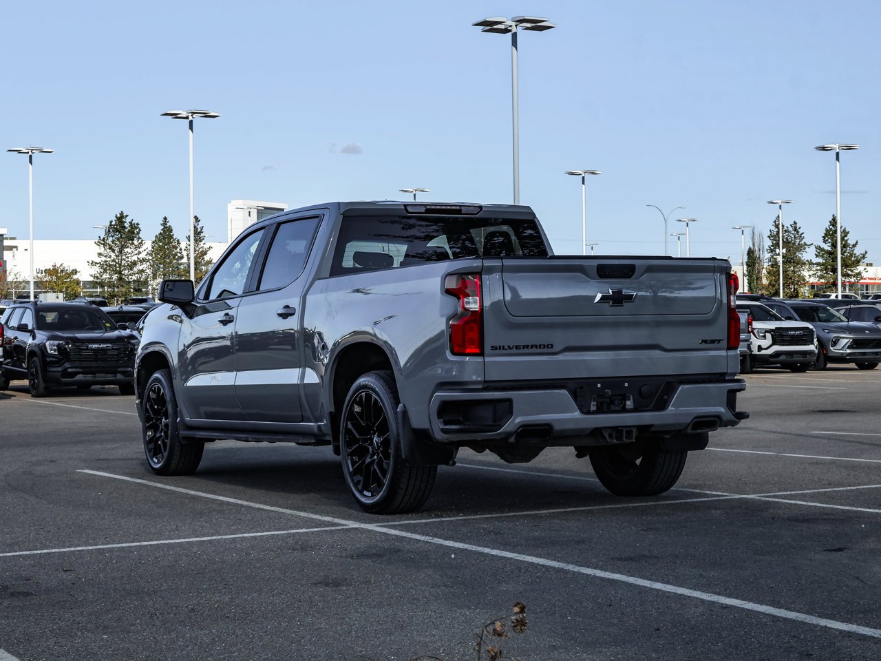 2024 Chevrolet Silverado 1500 4WD Crew Cab 147 RST Grey Sherwood Park - photo #5