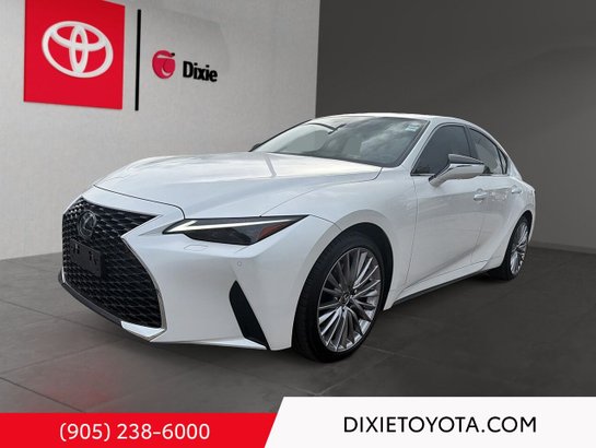 2025 Lexus IS IS 300 AWD ULTRA LUXURY White
