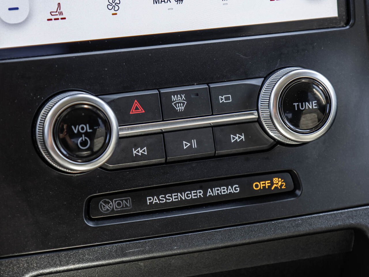 2024 Ford Edge Black Sainte-Julienne - photo #25