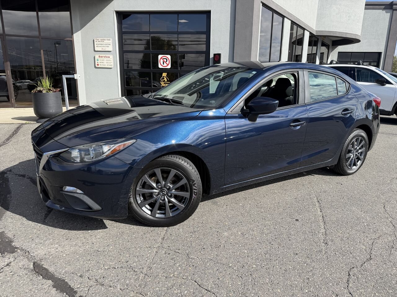 Mazda Mazda3 2015 Bleu Lac Mégantic - photo #0