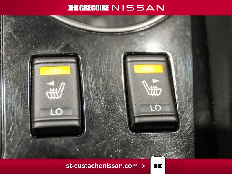 2021 Nissan Maxima White Saint-Eustache - photo #23