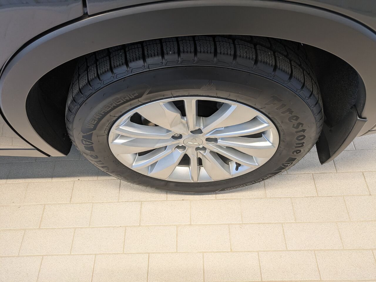 Mitsubishi Outlander 2025 Gris Gatineau - photo #4
