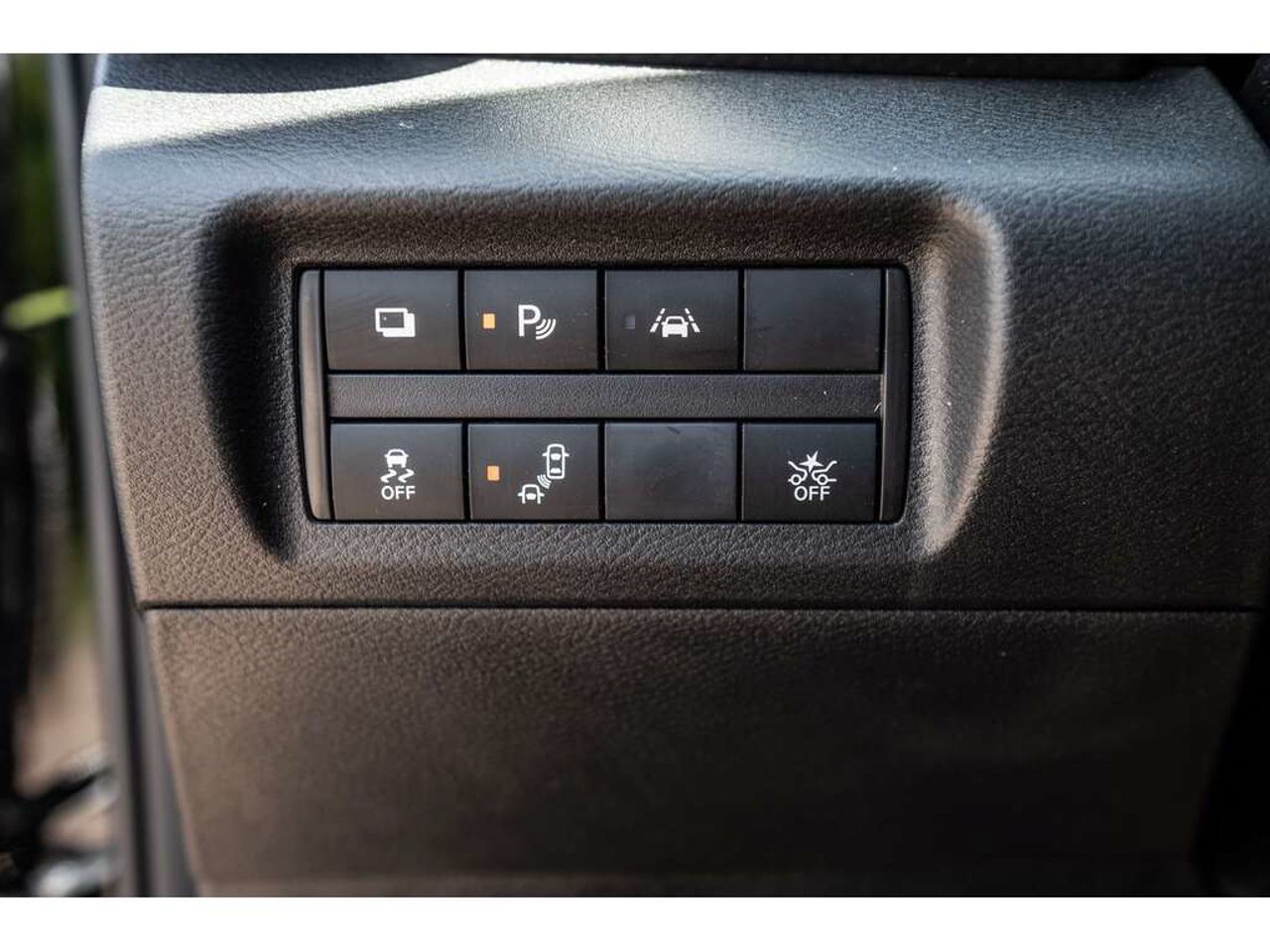 2025 Nissan Kicks Play Silver Sainte-Julienne - photo #13