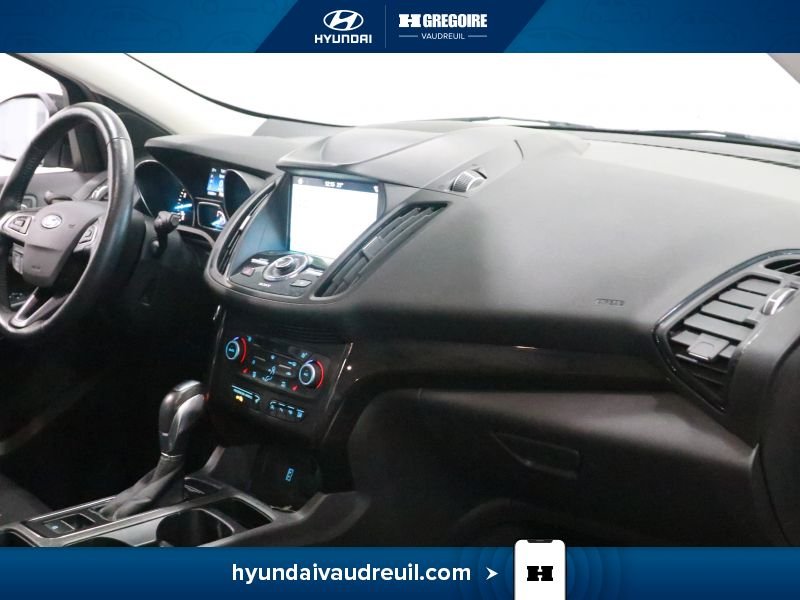 2019 Ford Escape Black Laval - photo #32