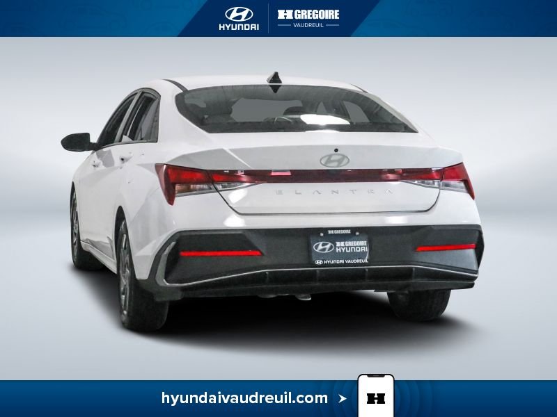 2024 Hyundai Elantra White Laval - photo #7